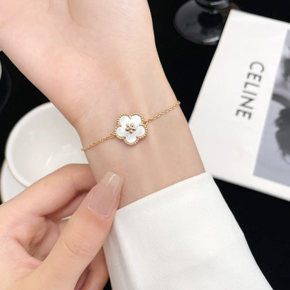 [Gaonasi]LUCKY WHITE MOP PLUM BLOSSOM  BRACELET