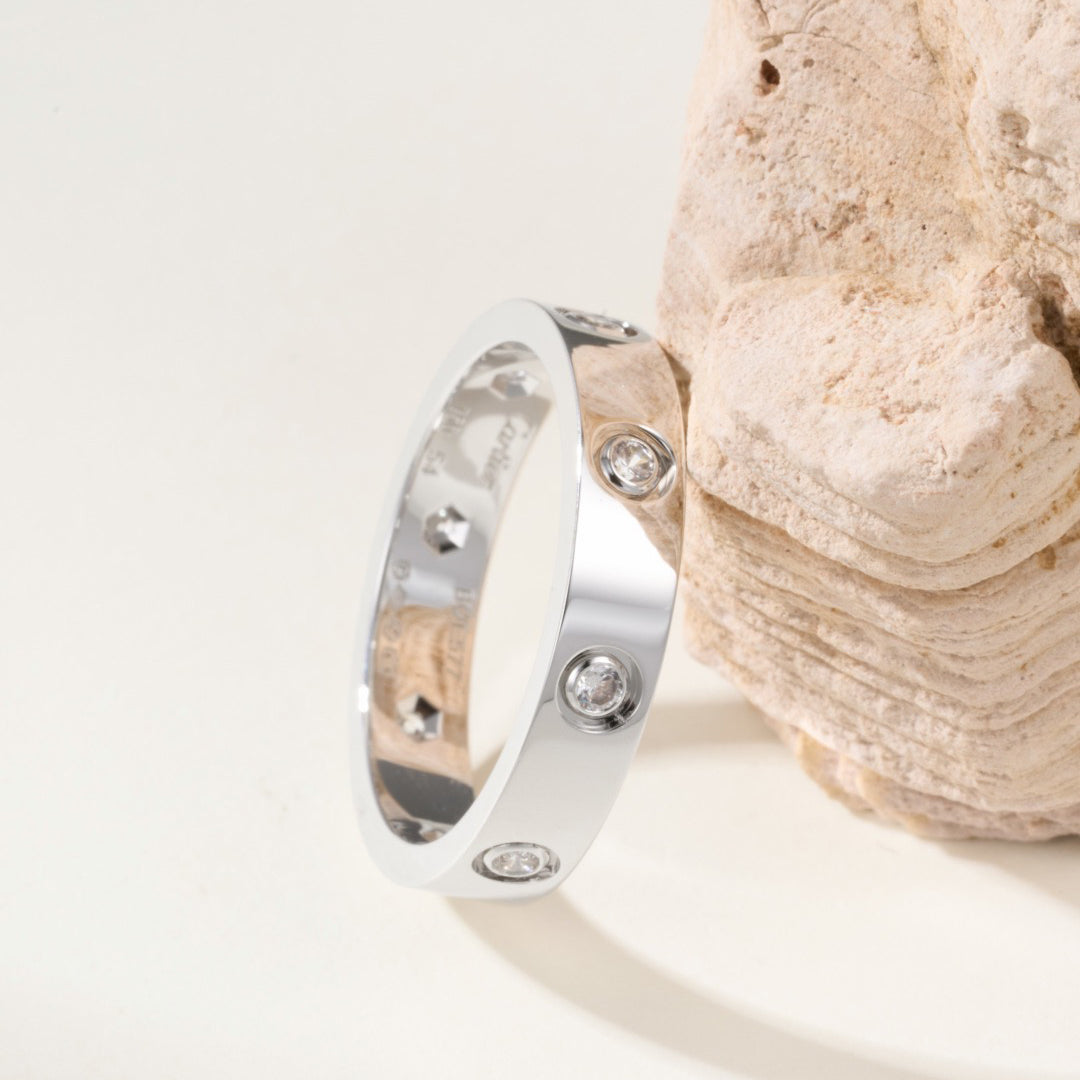 [Gaonasi Jewelry]LOVE 4MM 8 DIAMOND RING