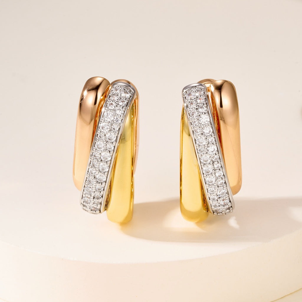 [Gaonasi Jewelry]TRINITY HALF DIAMOND  CUSHION EARRINGS