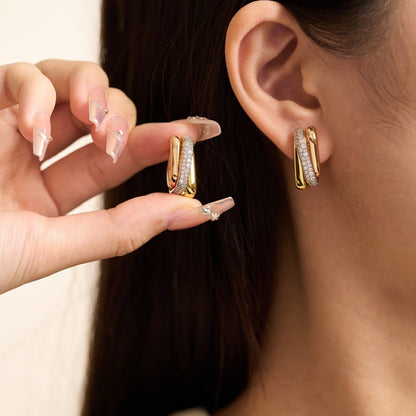 [Gaonasi Jewelry]TRINITY HALF DIAMOND  CUSHION EARRINGS