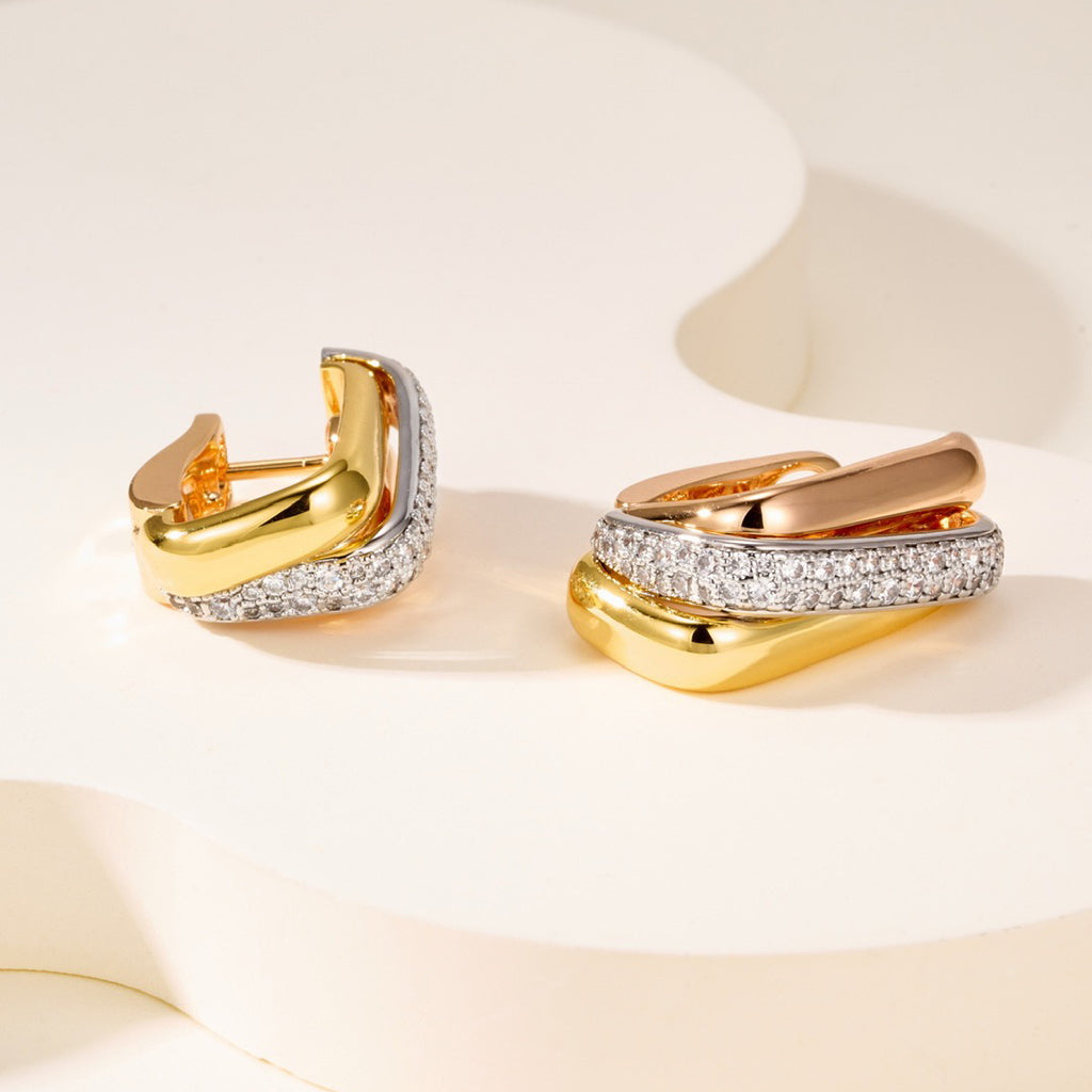[Gaonasi Jewelry]TRINITY HALF DIAMOND  CUSHION EARRINGS