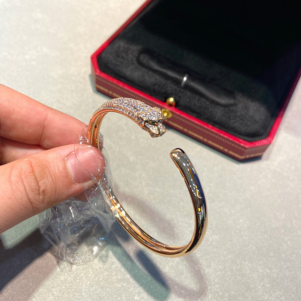 [Gaonasi Jewelry]PANTHERE HALF DIAMOND OPEN BRACELET