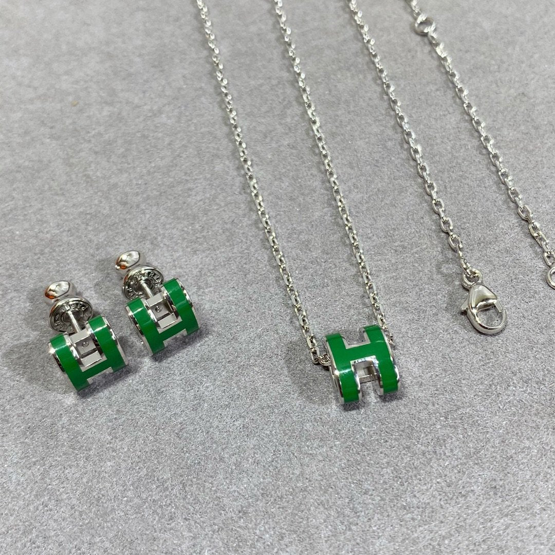 [Gaonasi]POP H GREEN NECKLACE SILVER AND GOLD