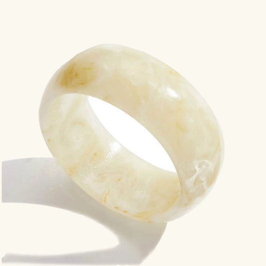 [Gaonasi]Kaitlyn Chunky Acrylic Bangle