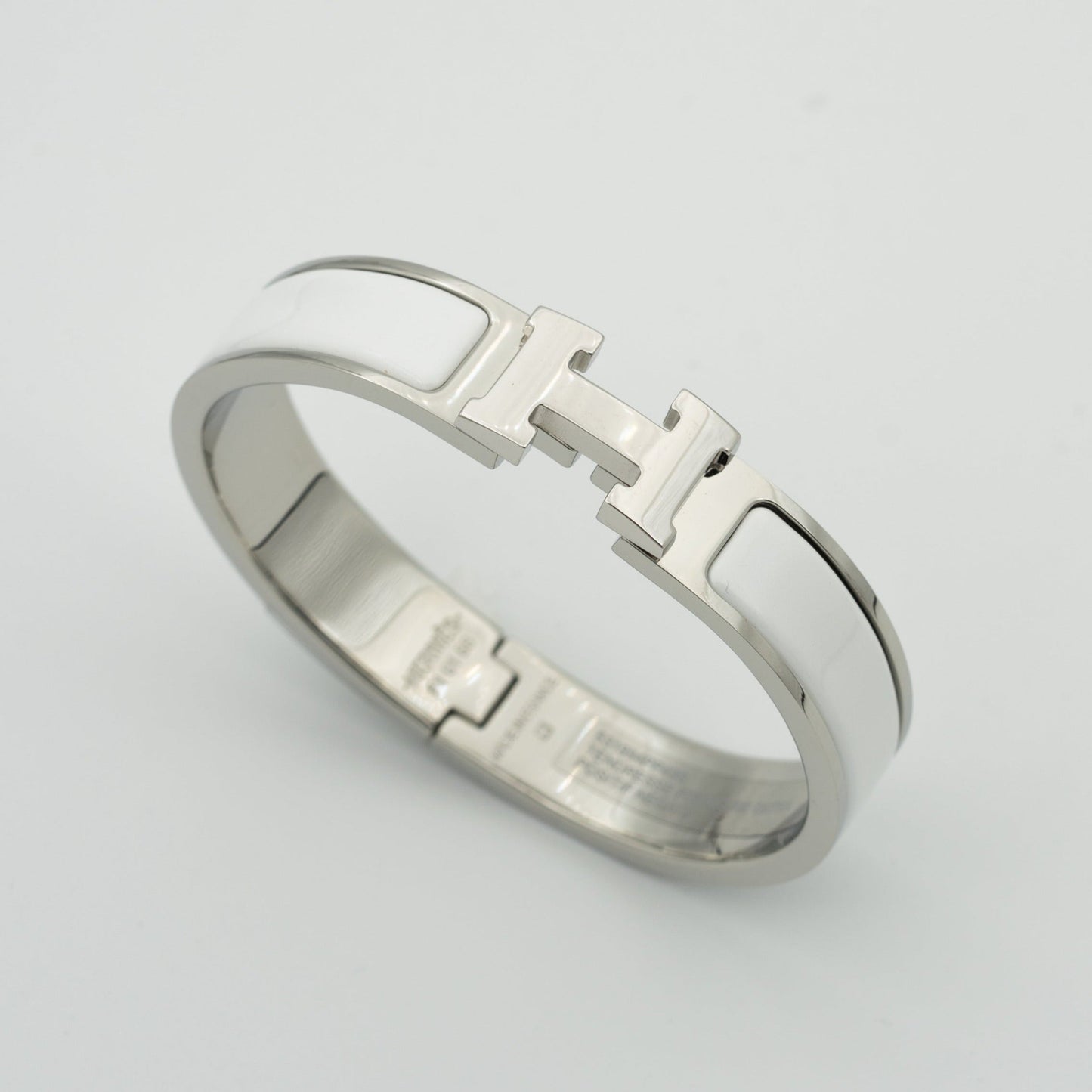 [Gaonasi]H WHITE BRACELET