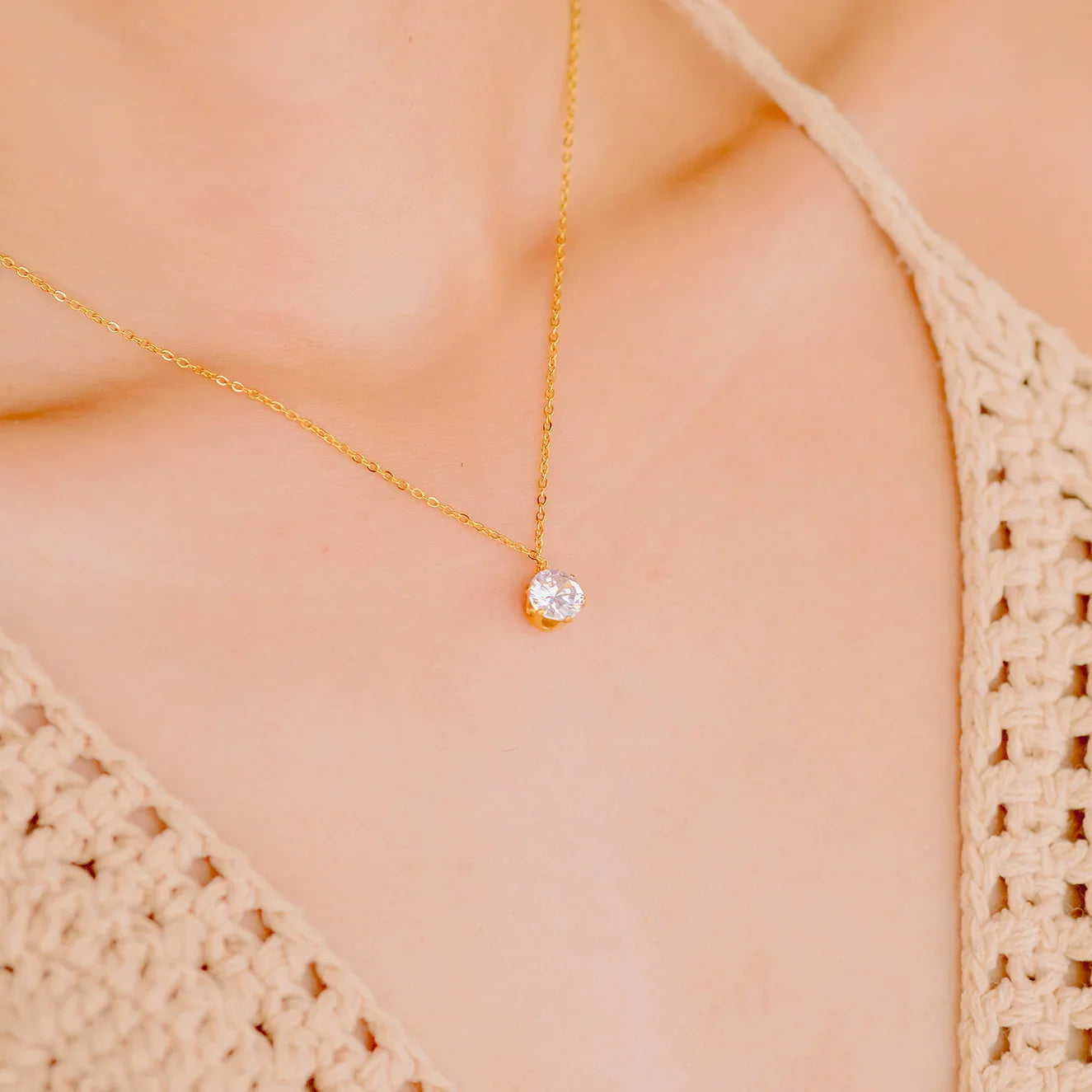 [Gaonasi]Kyla Solitaire Gold Necklace