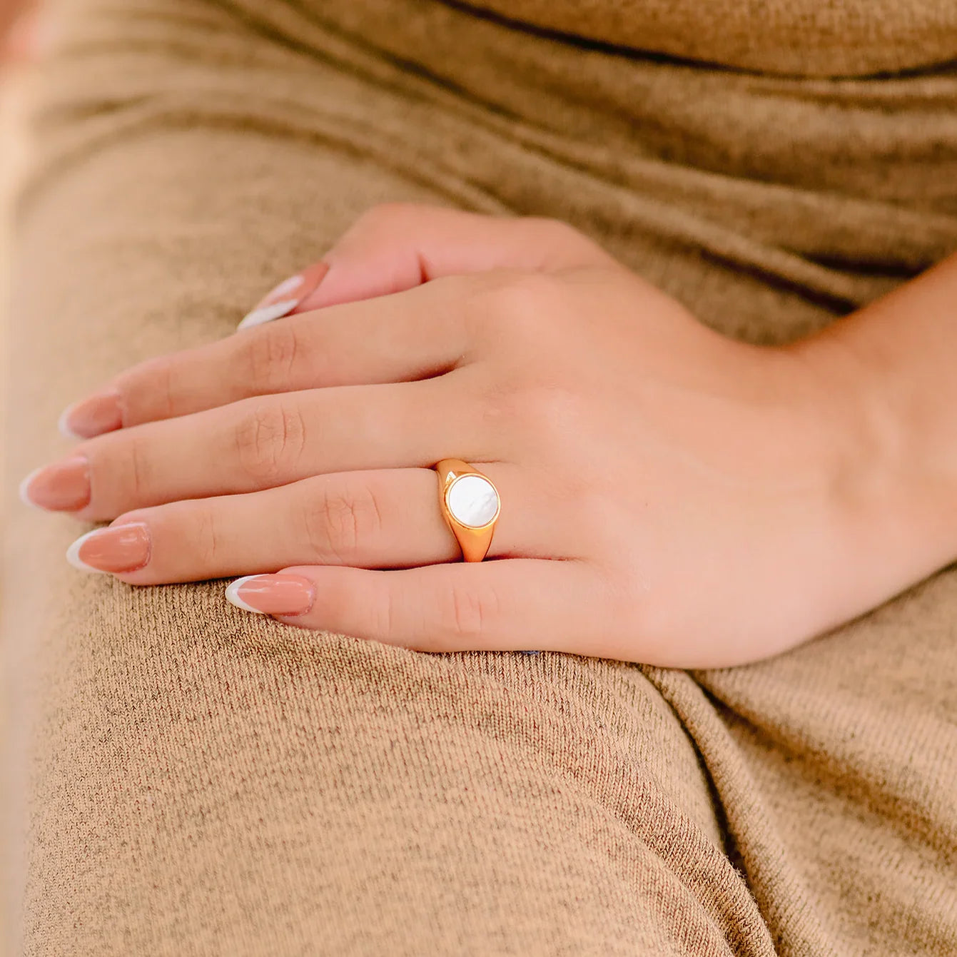 [Gaonasi]Mother Of Pearl Gold Ring