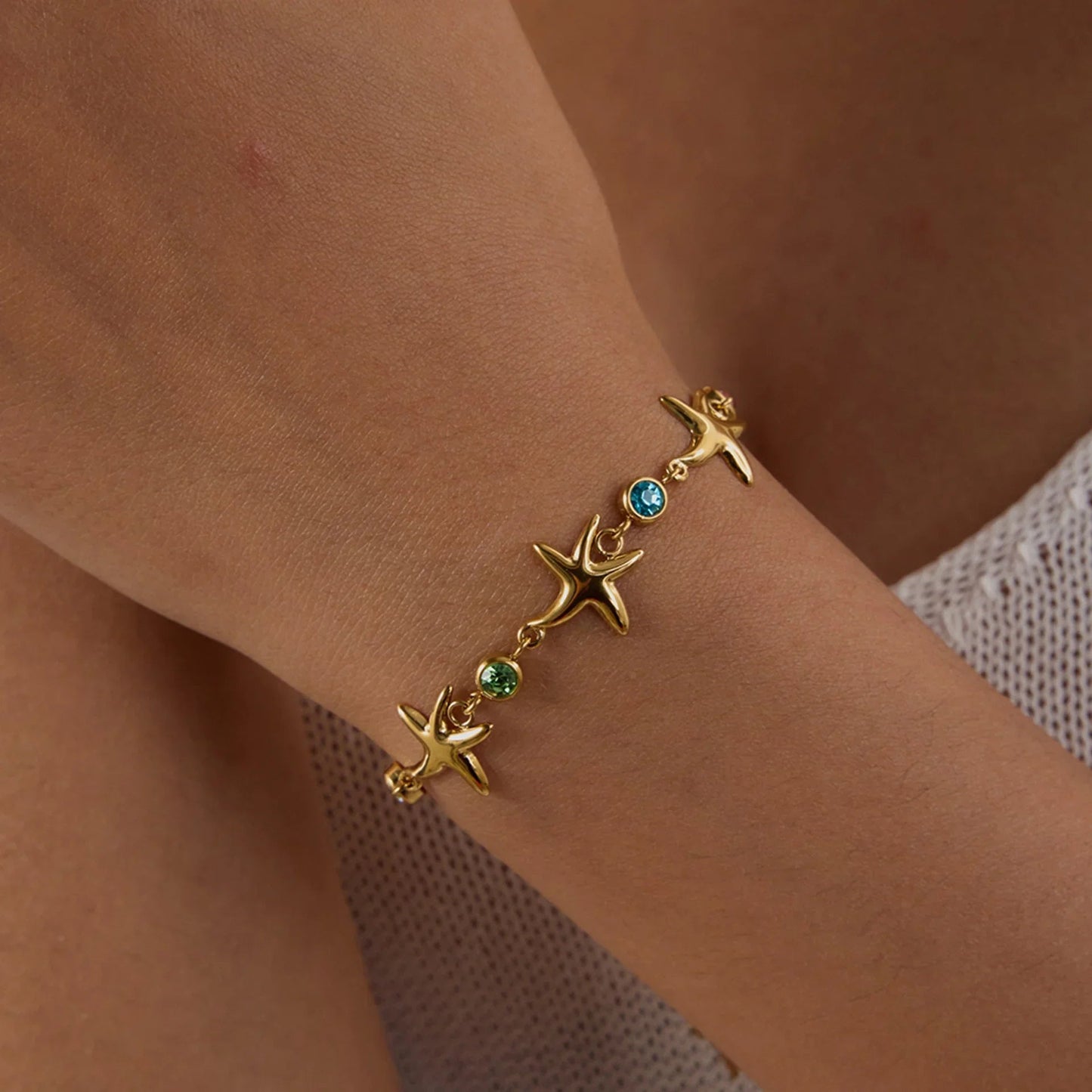 [Gaonasi]Kristine Golden Starfish Bracelet