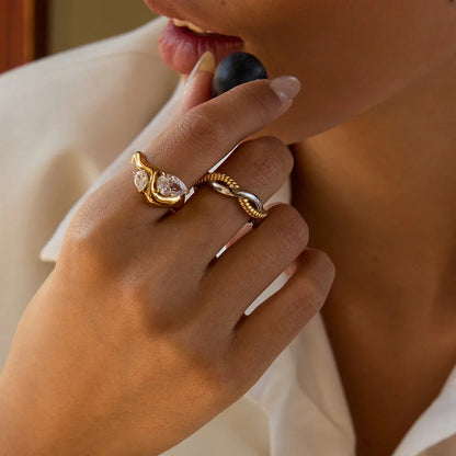 [Gaonasi]Soletta Diamond Teardrop Gold Ring
