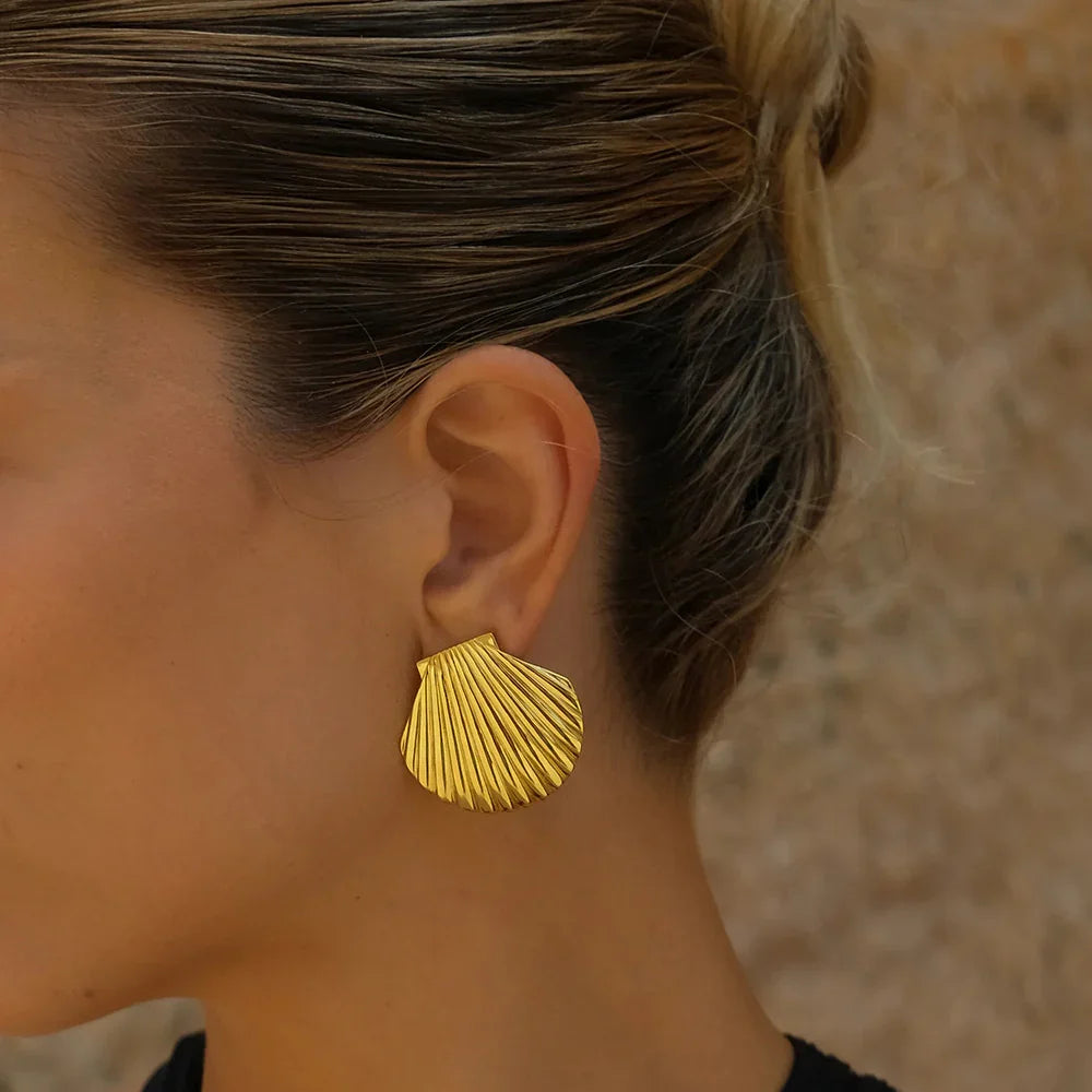 [Gaonasi]Nicole Seashell Gold Earrings