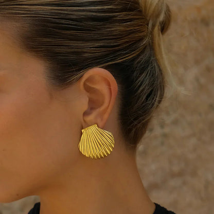 [Gaonasi]Nicole Seashell Gold Earrings