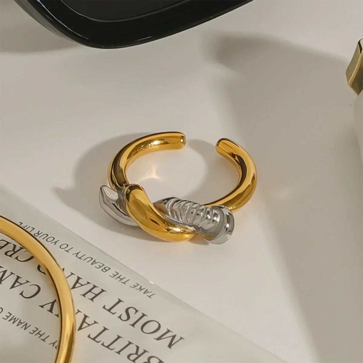 [Gaonasi]Trinity Twisted Nail Ring