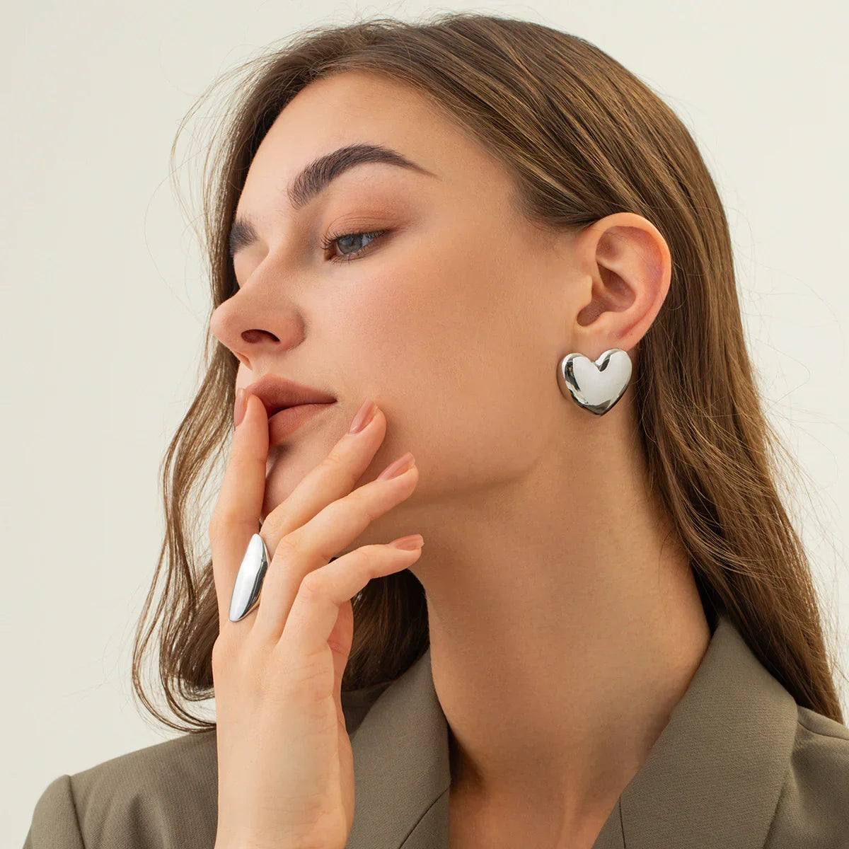 [Gaonasi]Aubree Gold Heart Earrings