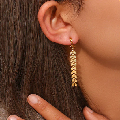 [Gaonasi]Faith Fishtail Earrings