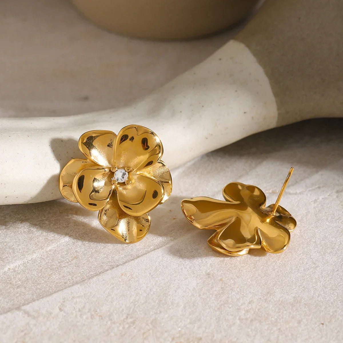 [Gaonasi]Ainsley Floral Gold Earrings