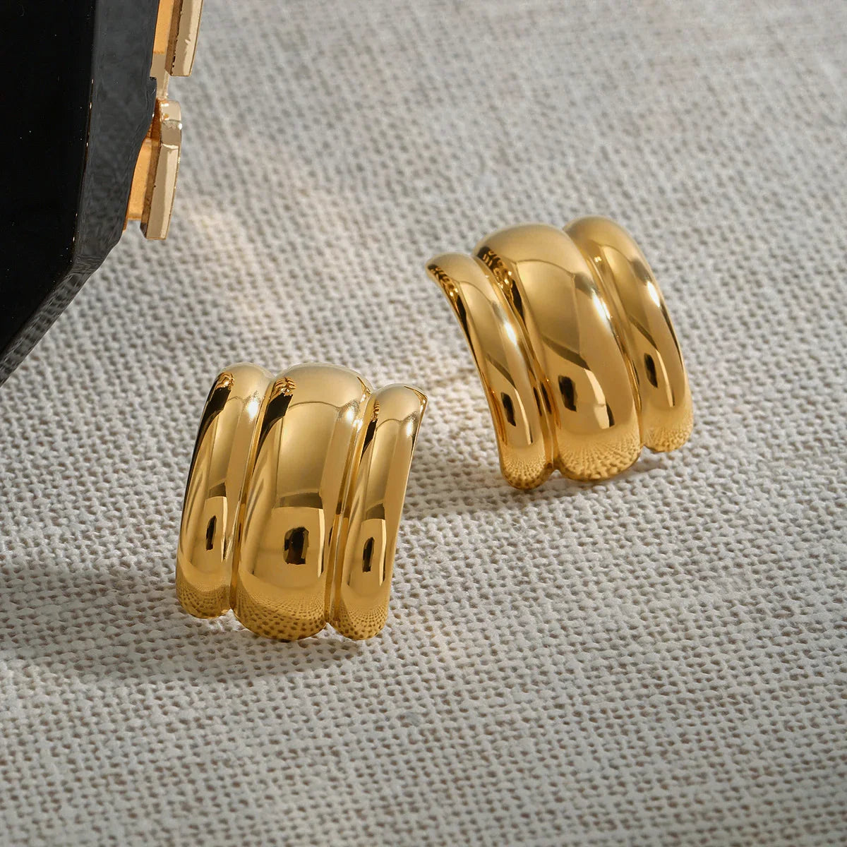 [Gaonasi]Angela Gold Arch Earrings