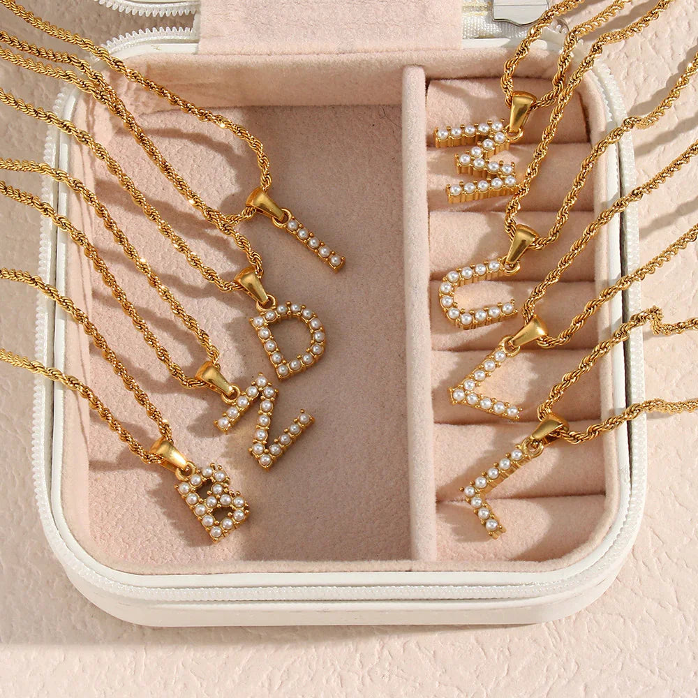 [Gaonasi]Elodie Initial Letter Pearl Necklace