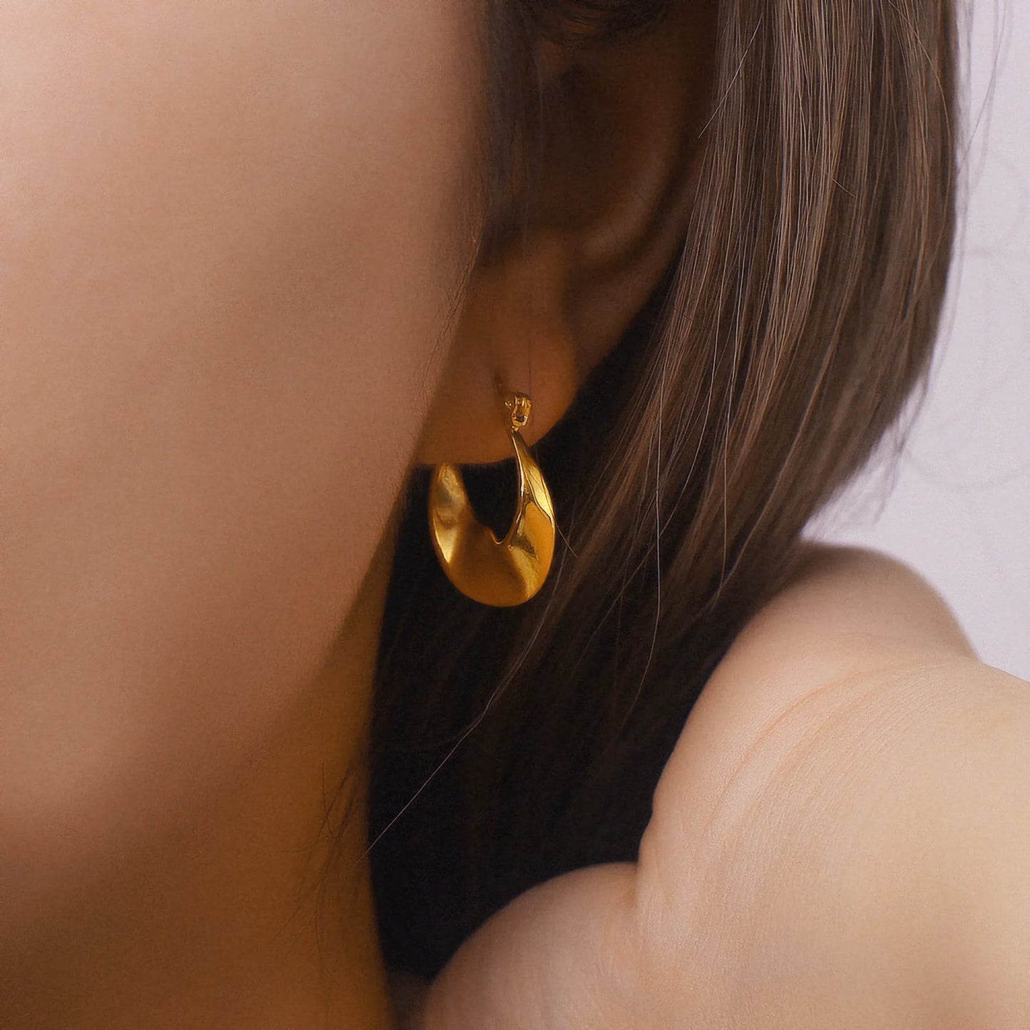 [Gaonasi]Esti Irregular Hoop Earrings
