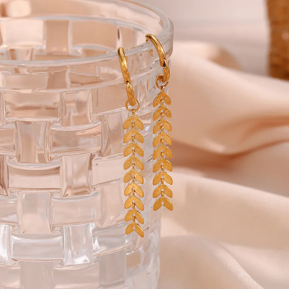 [Gaonasi]Faith Fishtail Earrings