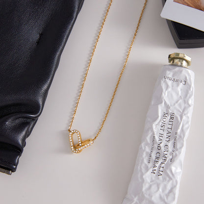 [Gaonasi]Zoelle Interlocking Diamond Pendant