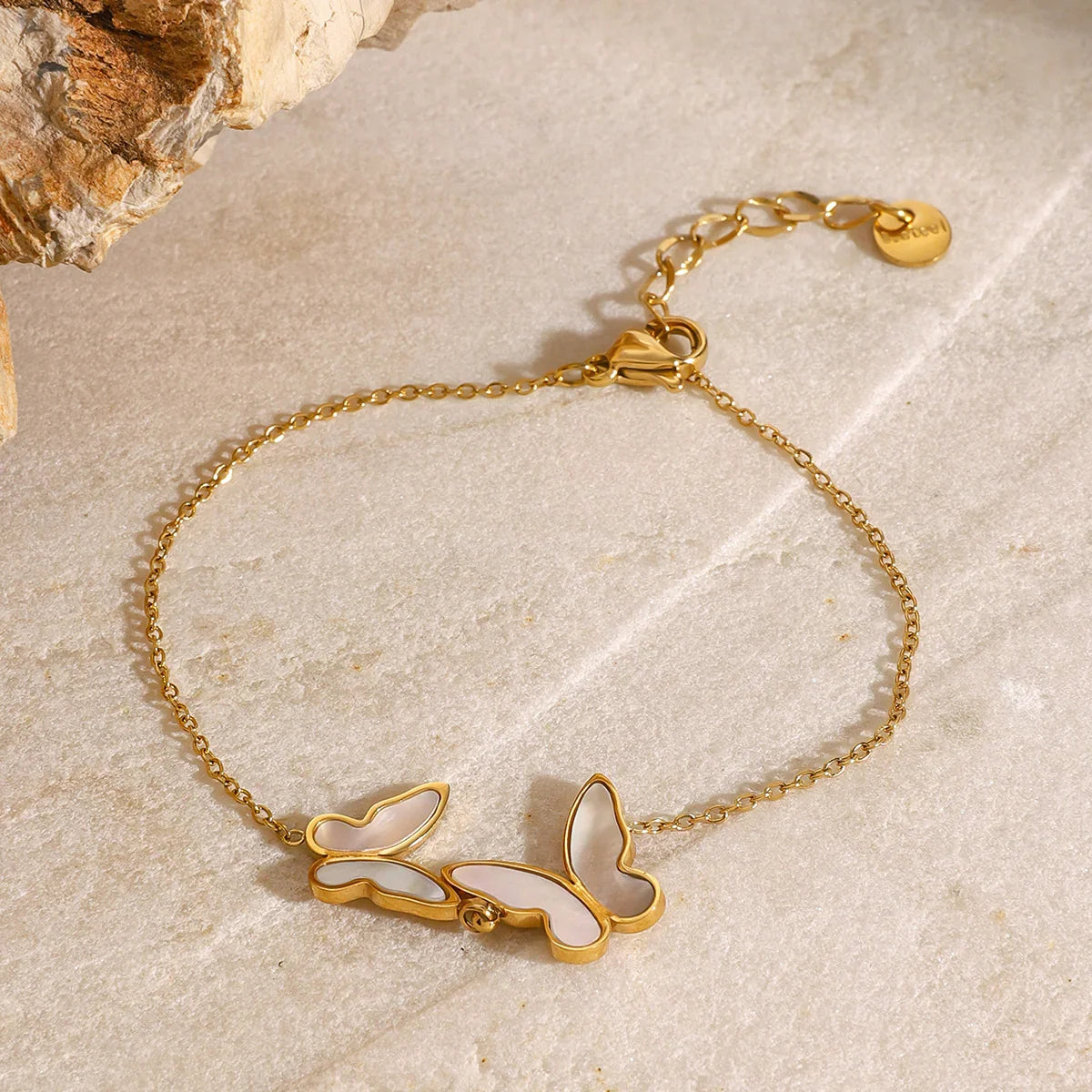 [Gaonasi]Blaire Butterfly Pearl Bracelet