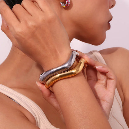 [Gaonasi]Zaria Asymmetrical Gold Bangle