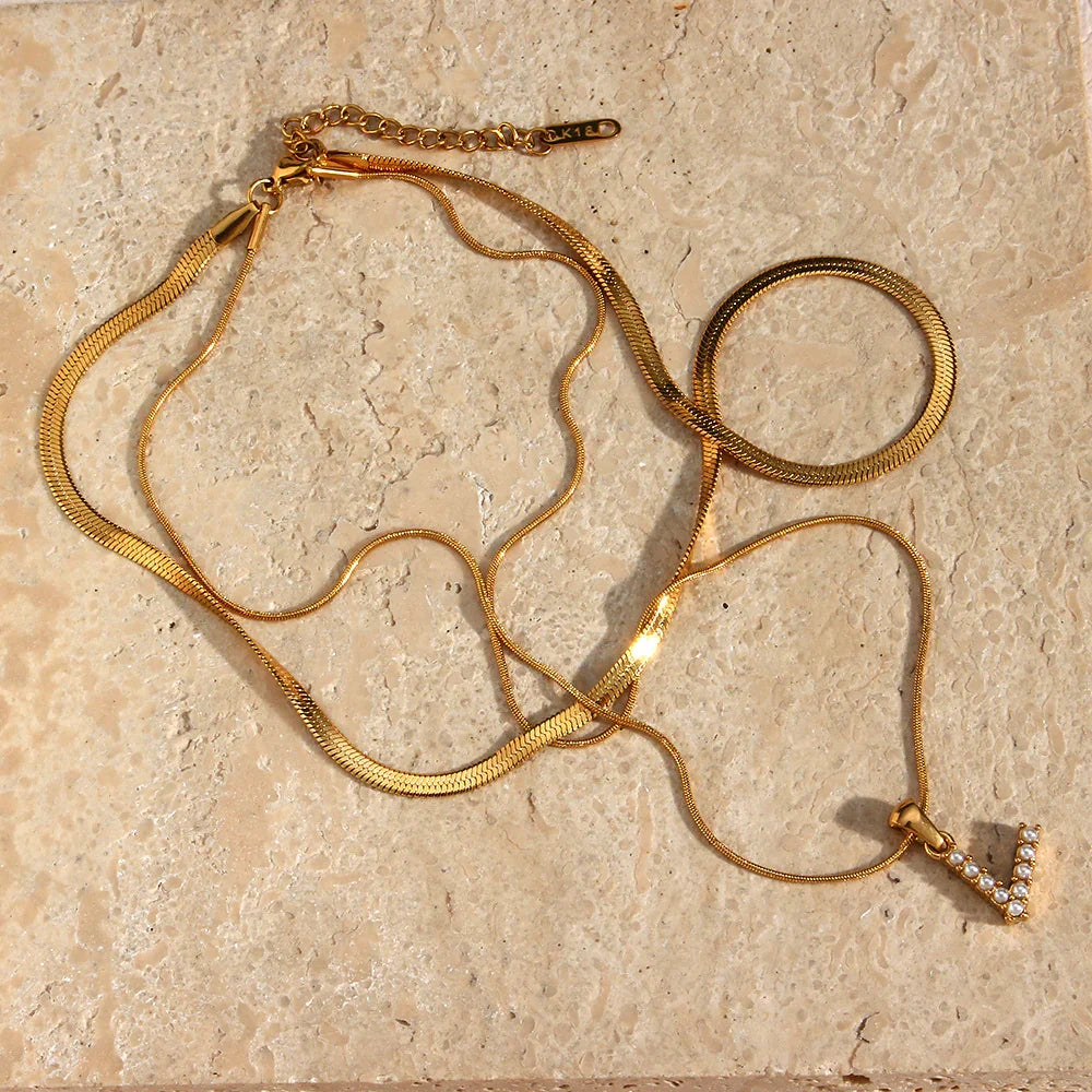 [Gaonasi]Fiona Layered Gold Initial Letter Necklace