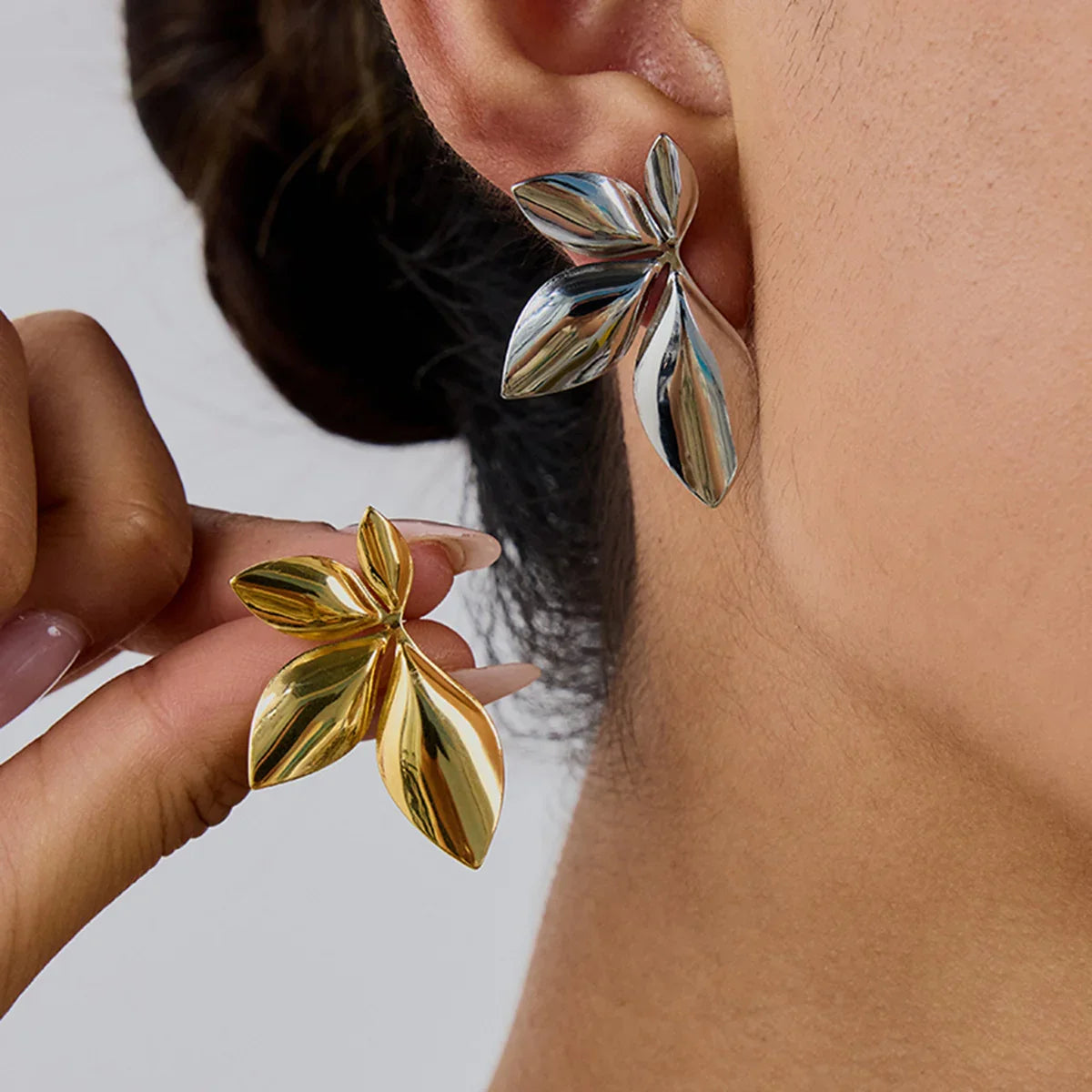 [Gaonasi]Velle Gold Petal Earrings