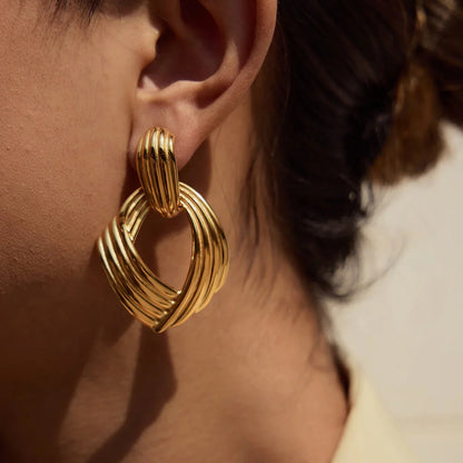 [Gaonasi]Selma Gold Knot Earrings