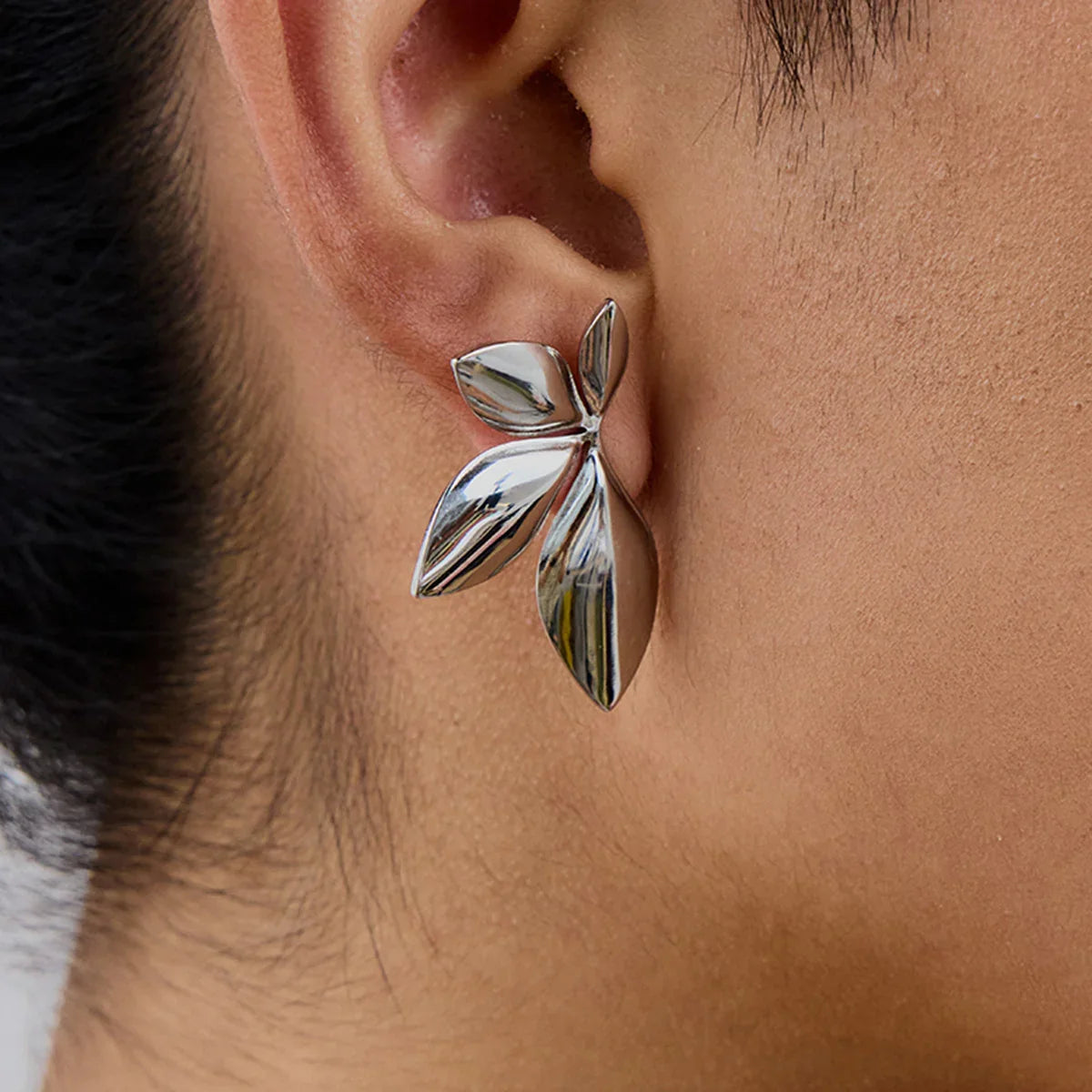 [Gaonasi]Velle Gold Petal Earrings