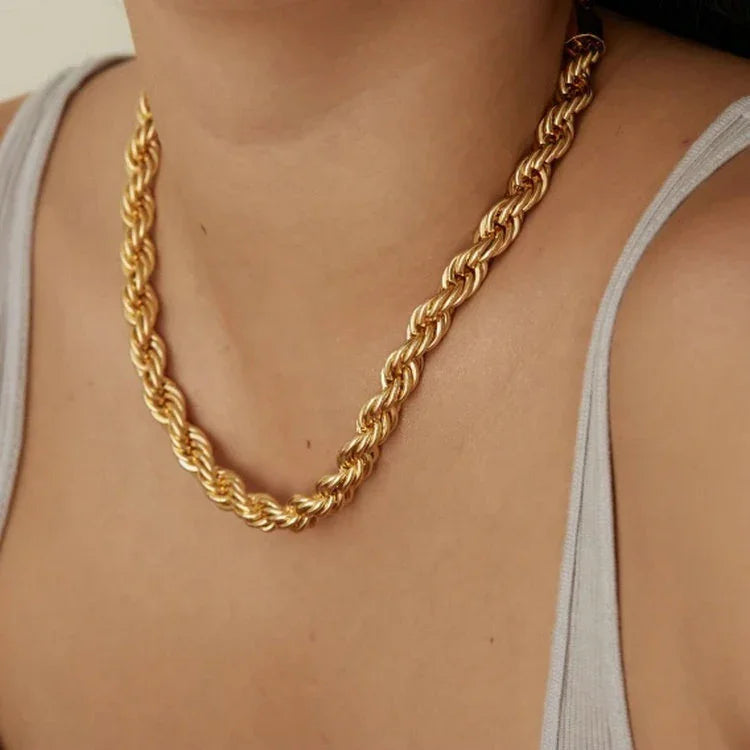[Gaonasi]Mila Golden Twist Necklace