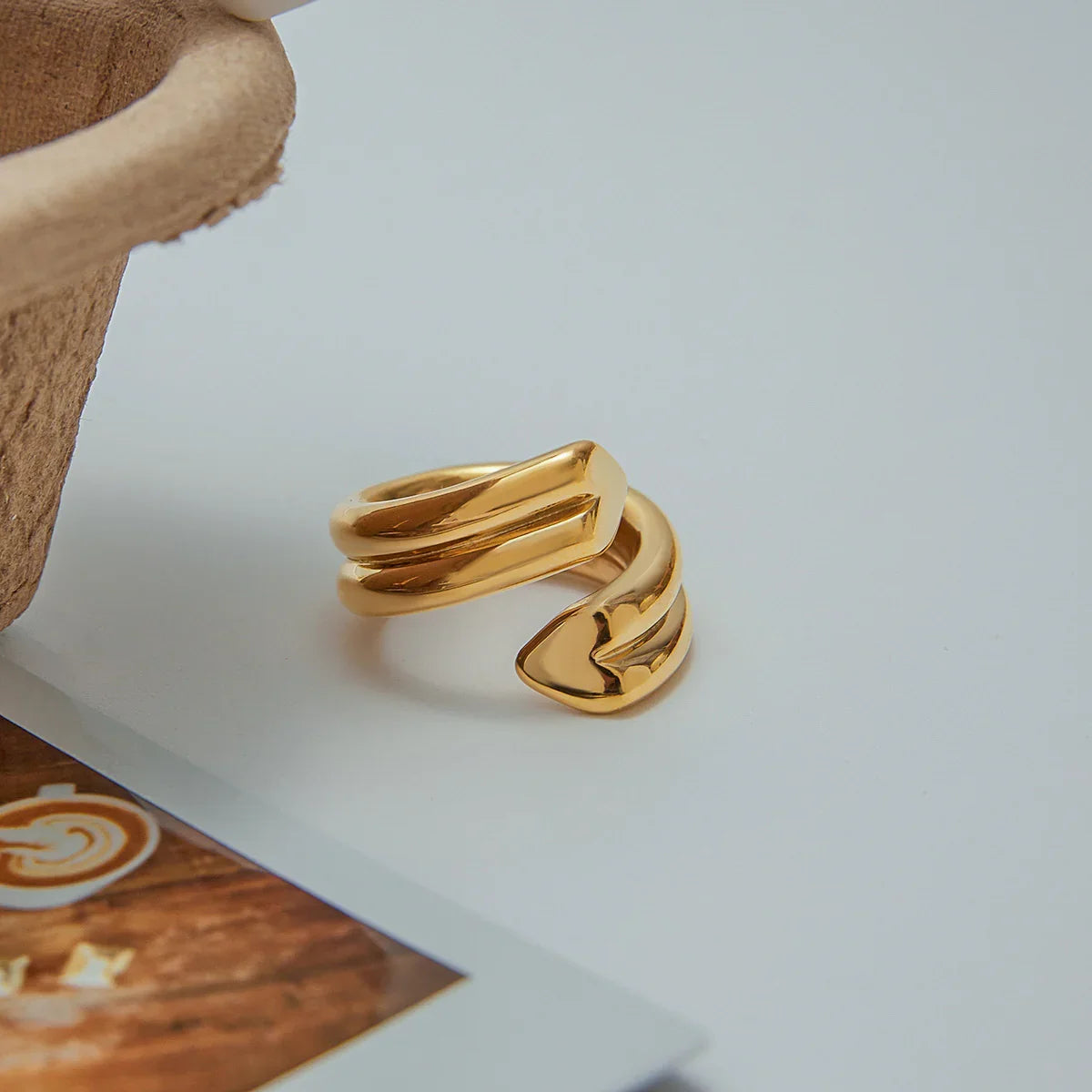[Gaonasi]Tara Heart Twist Gold Ring