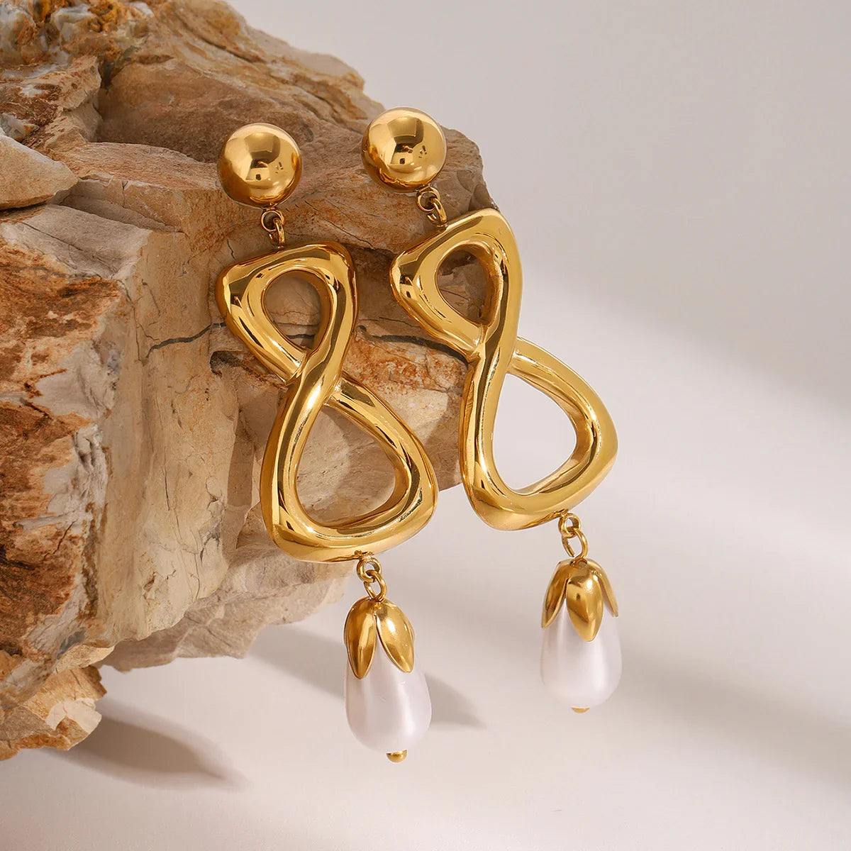 [Gaonasi]Kaylee Freshwater Pearl Earrings