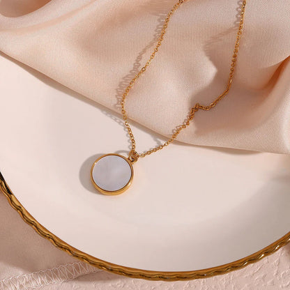 [Gaonasi]Evangeline Lunar Gold Necklace
