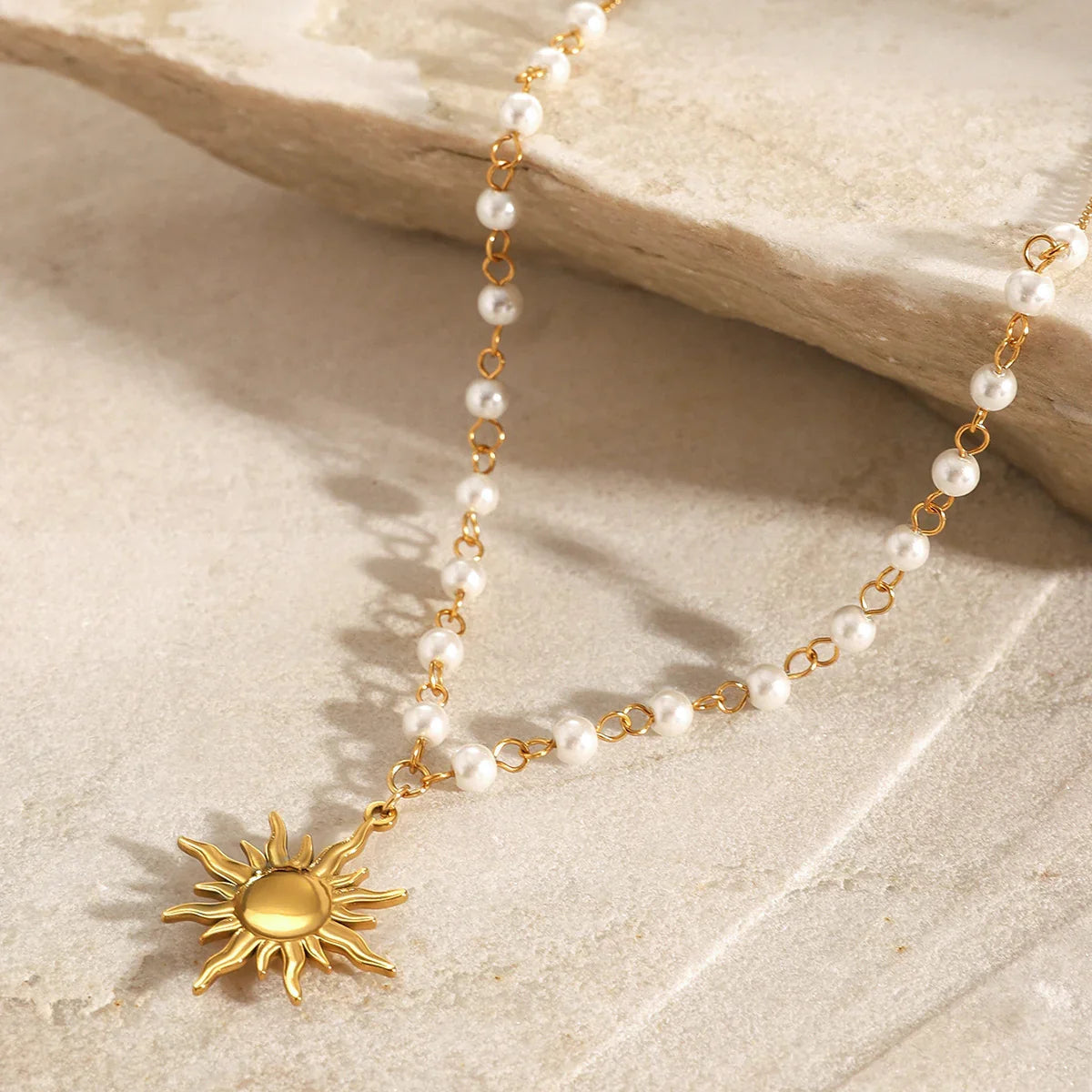 [Gaonasi]Apollo Sun Pearl Necklace