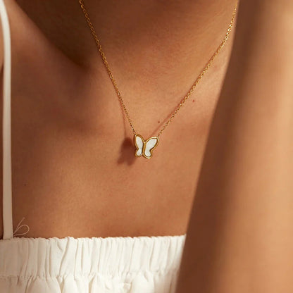 [Gaonasi]Flutterby Mother of Pearl Necklace