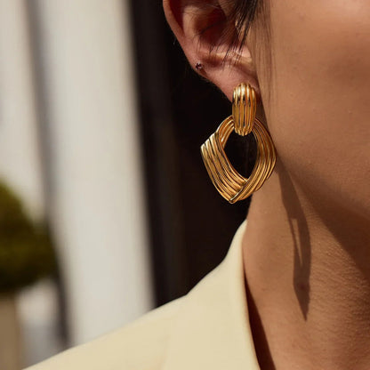 [Gaonasi]Selma Gold Knot Earrings