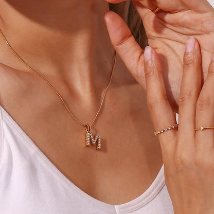 [Gaonasi]Augustine Initial Letter Pearl Necklace