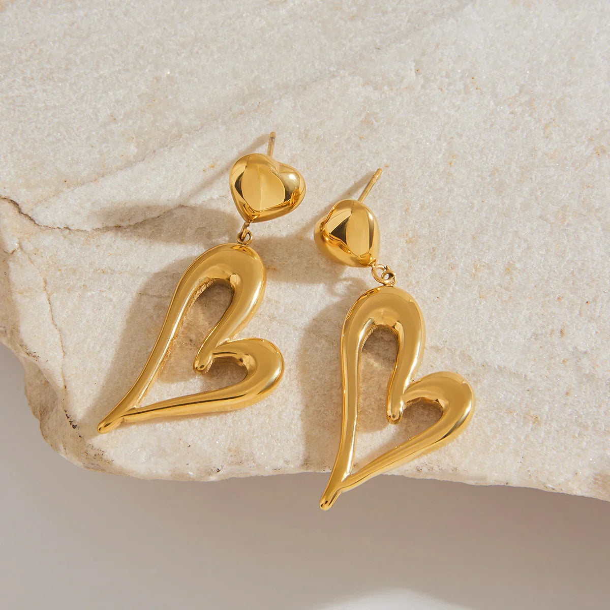 [Gaonasi]Venus Gold Heart Earrings