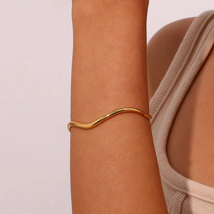 [Gaonasi]Lucinda Gold Bangle