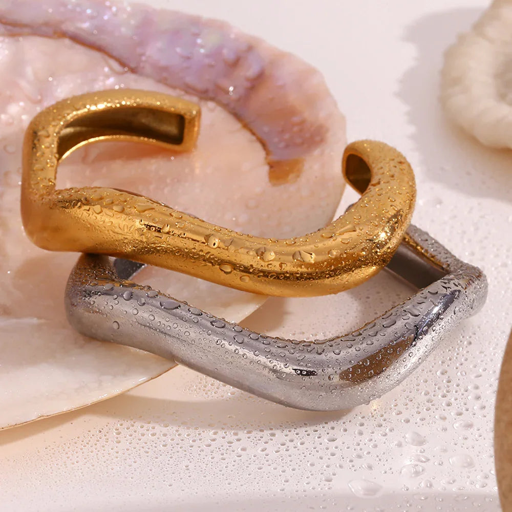 [Gaonasi]Zaria Asymmetrical Gold Bangle