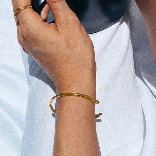 [Gaonasi]Ara Gold Bangle