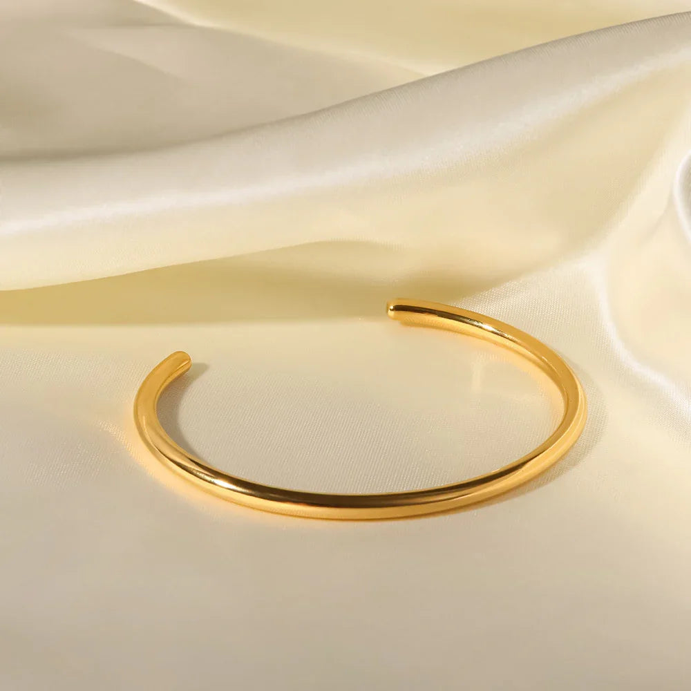 [Gaonasi]Ara Gold Bangle