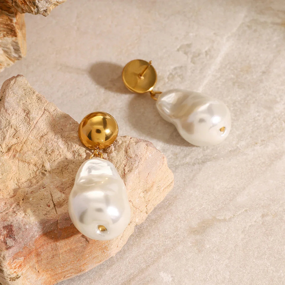 [Gaonasi]Ariana Chunky Pearl Drop Earrings