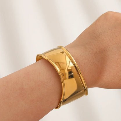 [Gaonasi]Nellie Smooth Gold Cuff