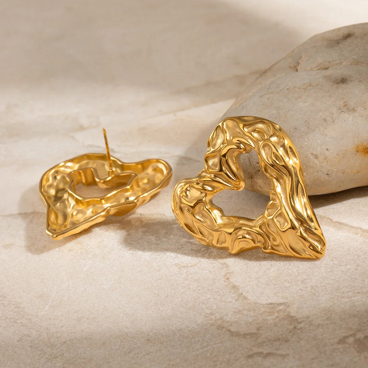 [Gaonasi]Helene Heart Earrings