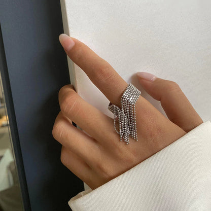 [Gaonasi]Krystelle Gold Tassel Ring