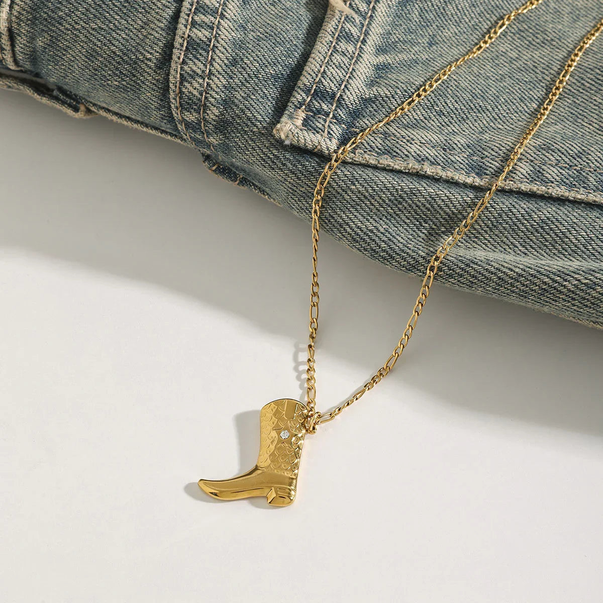 [Gaonasi]Makayla Gold Boot Pendant