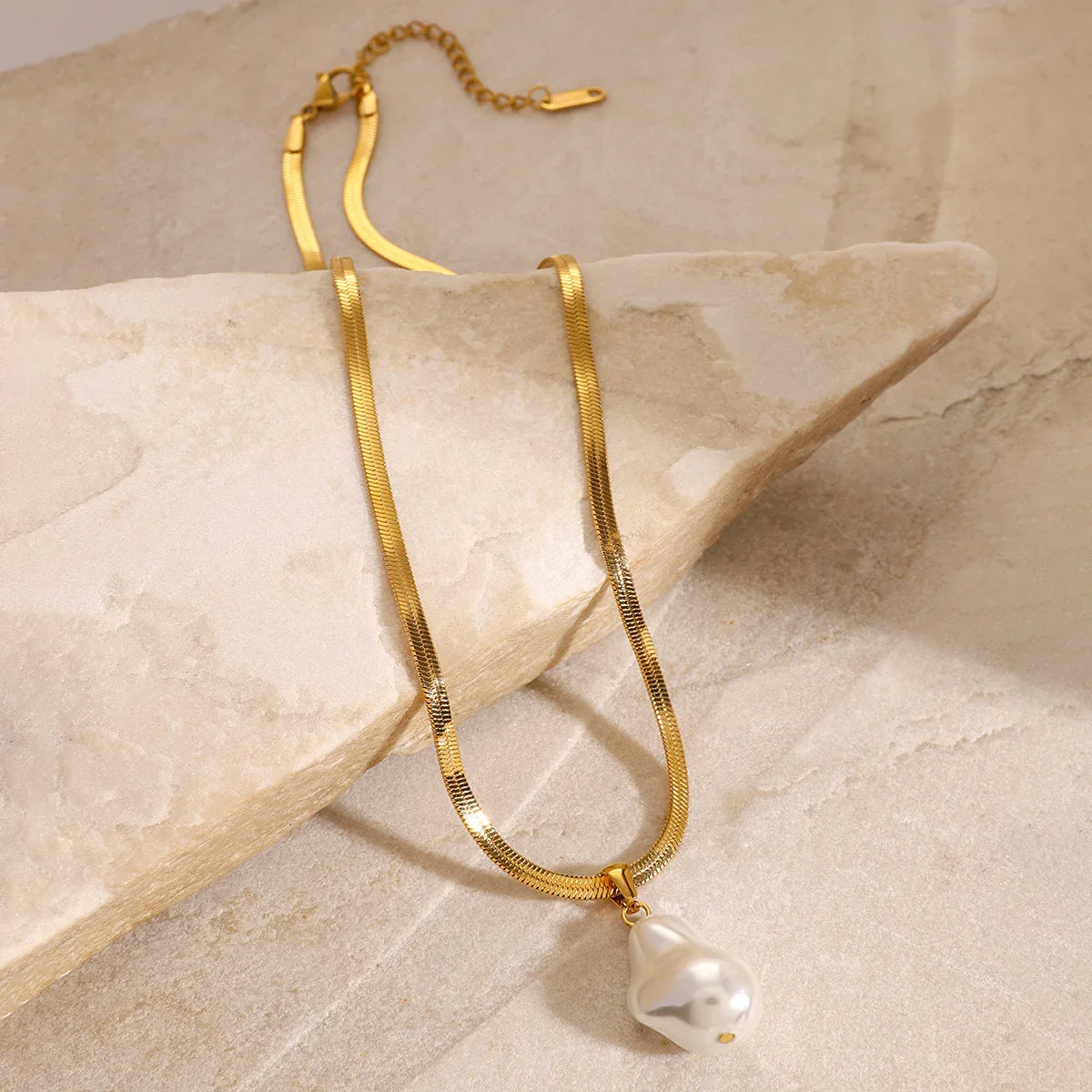[Gaonasi]Glorietta Herringbone Pearl Necklace