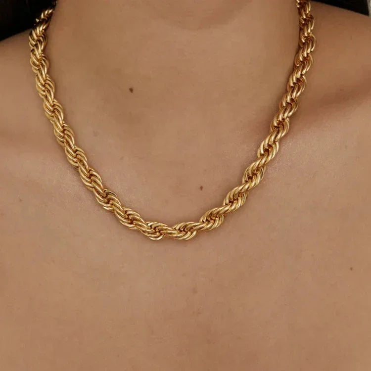 [Gaonasi]Mila Golden Twist Necklace